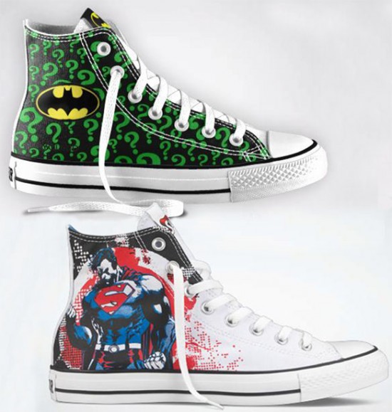 superhero sneakers with the customizable DC Comics Converse huck Taylors 1 550x579 DC Comics Converse Chuck Taylors lets you customize your own superhero sneakers