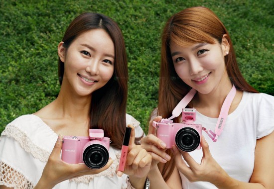 samsung smart camera 1 550x380 Samsung collaborates with Bobbi Brown to release its Smart Camera NX1000