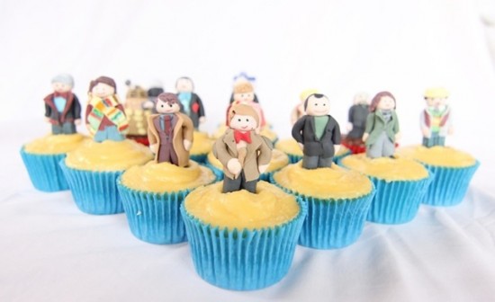 doctor who cupcakes 1 550x336 Doctor Who Cupcakes with all eleven Doctors