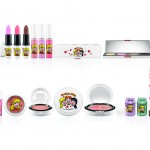 mac archies girls 17 150x150 MAC Archie Girls Cosmetics will Doll you Up! 