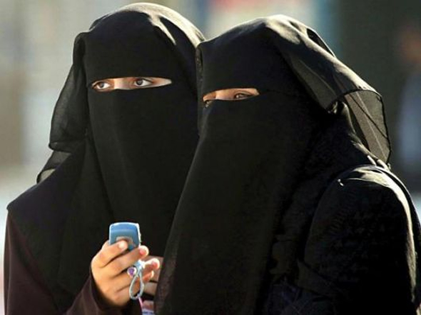 Saudi woman sentenced to 8 lashes for a mistaken text message saudi women Saudi woman sentenced to 8 lashes for a mistaken text message