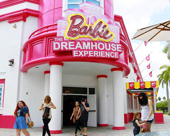 Do you love the Worlds first ever life size Barbie Dreamhouse? barbie dreamhouse 1 Do you love the Worlds first ever life size Barbie Dreamhouse?